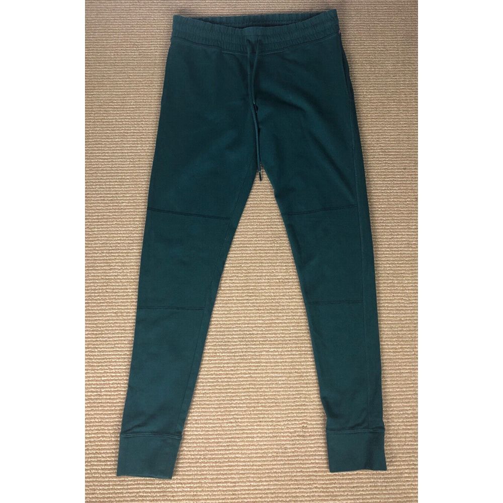Victoria's Secret Pink Leg Yoga Pant Green Size M Body Hugging Fit